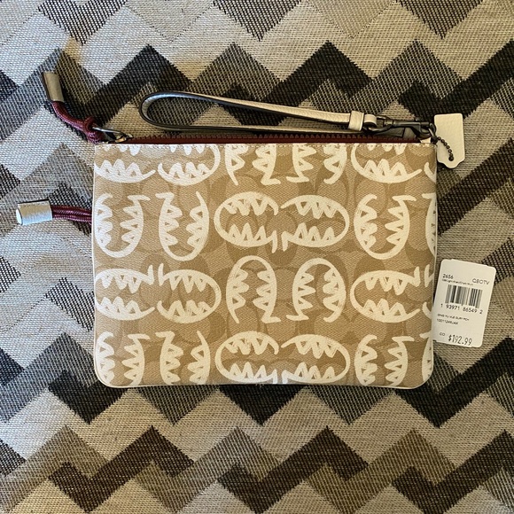 Authentic Coach Vale Gallery Pouch In Signature Canvas With Rexy By Guang Yu - Picture 2 of 9